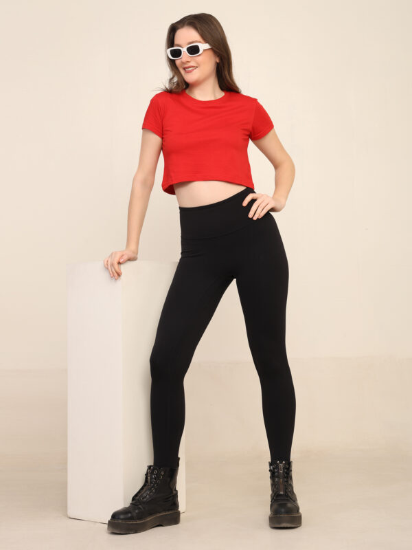 Absqura Solid Women Red Crop Top
