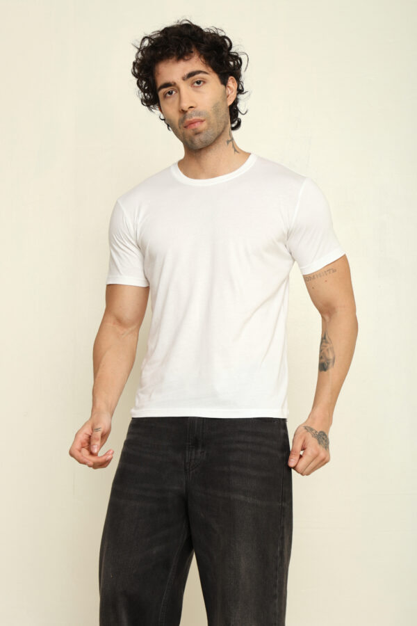 Absqura Solid Men White T-Shirt