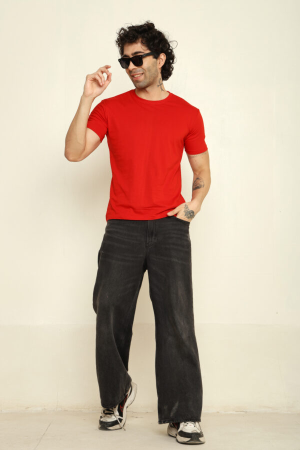 Absqura Solid Men Red T-Shirt