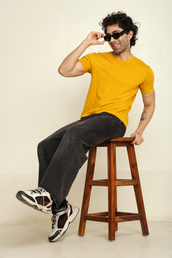 Absqura Solid Men Mustard Yellow T-Shirt