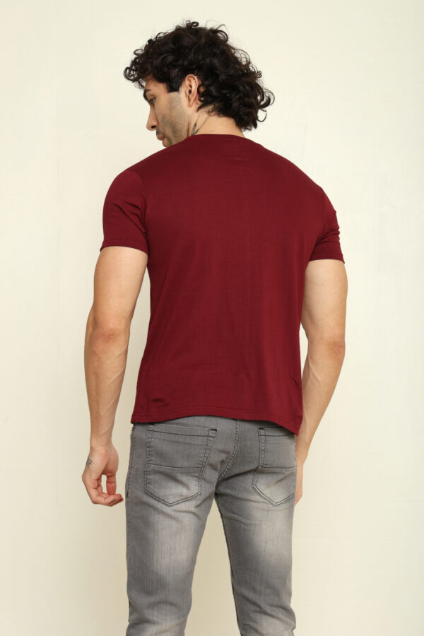 Absqura Solid Men Maroon T-Shirt