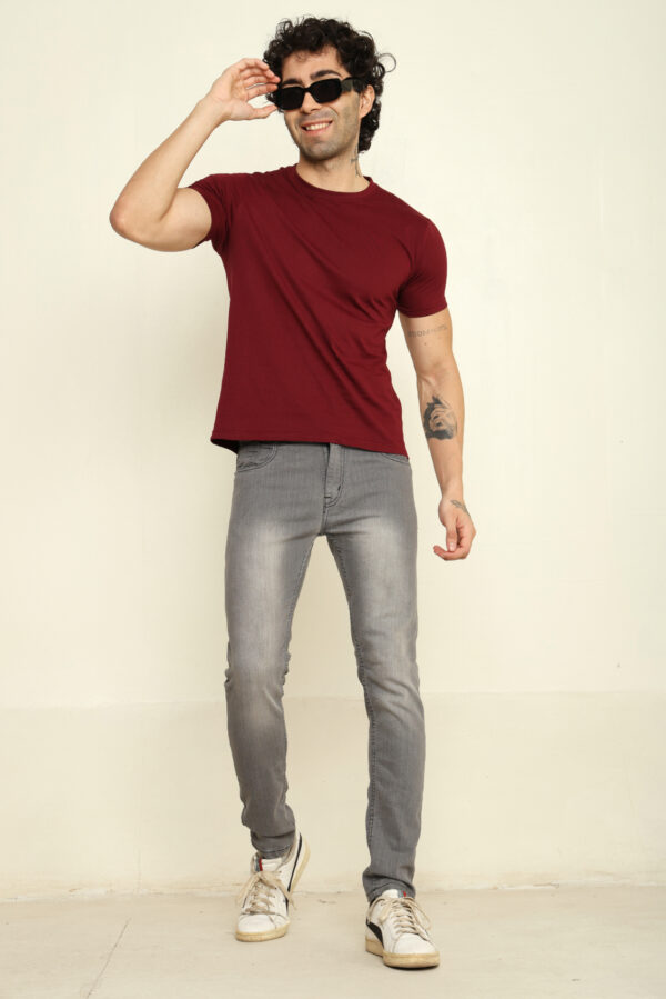 Absqura Solid Men Maroon T-Shirt