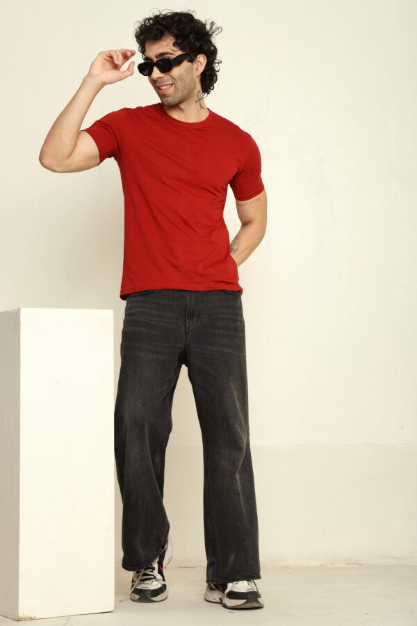 Absqura Solid Men Brick Red T-Shirt