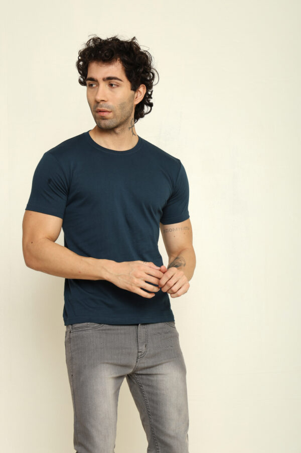 Absqura Solid Men Petrol Blue T-Shirt