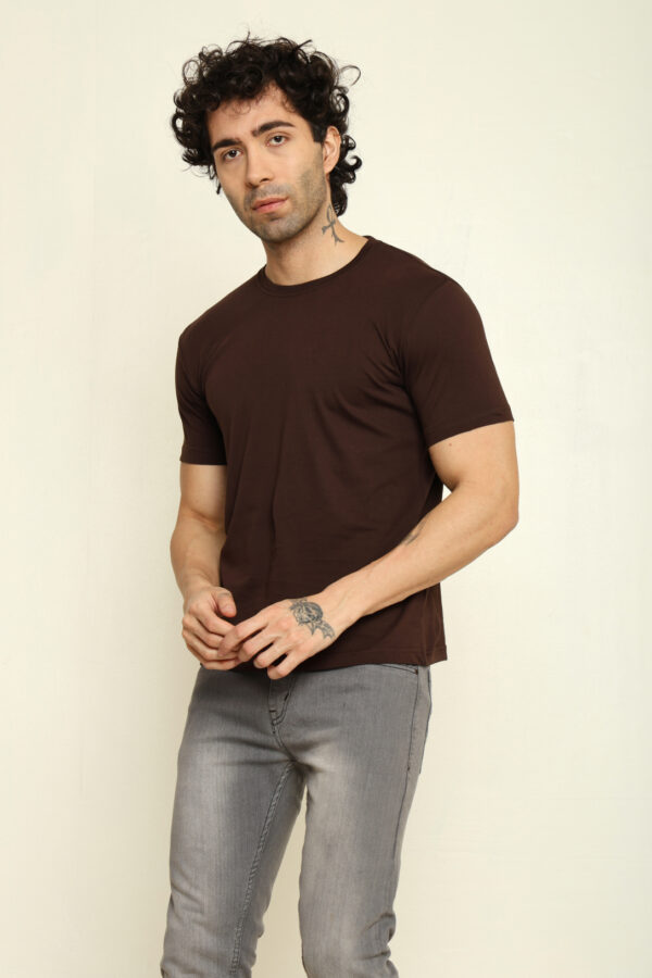 Absqura Solid Men Coffe Brown T-Shirt