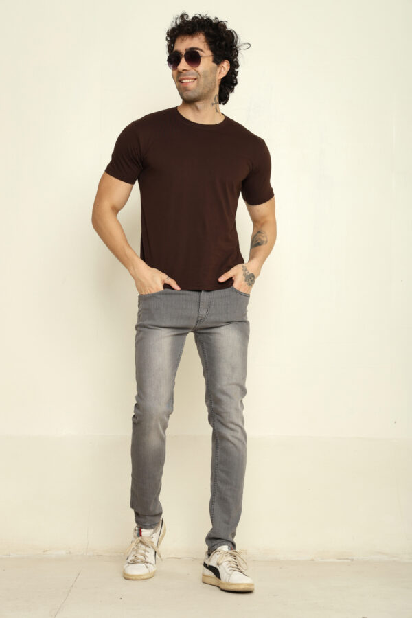 Absqura Solid Men Coffe Brown T-Shirt