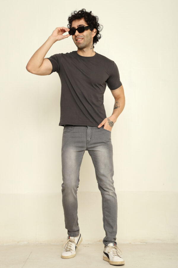 Absqura Solid Men Charcoal Melange T-Shirt