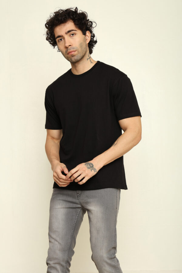 Absqura Solid Men Oversized Black T-Shirt